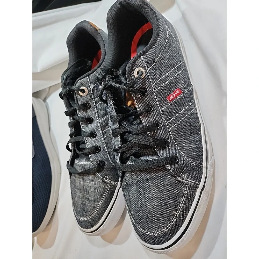 Levi Strauss~Comfort Shoes~Mens~Size 10.5 ~Casual~Skateboard Sneakers~51952641A